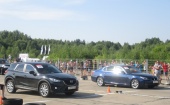 Любители автомобилей и скорости собрались под Архангельском для соревнований по драг-рейсингу