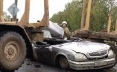 Жуткая авария в Архангельске, на Маймаксанском шоссе такси влетела в «КАМАЗ»