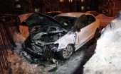 В Архангельской области за одну ночь огнем повреждены четыре автомобиля
