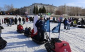 В Архангельске на Набережной Северной Двины прошли соревнования на мотособаках