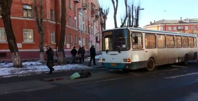 В Северодвинске на пешеходном переходе автобус насмерть сбил пожилую женщину