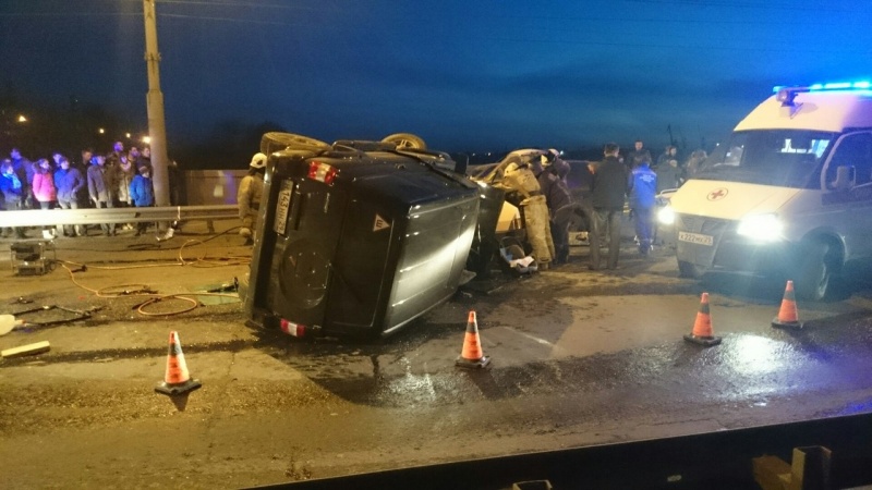 Жуткая авария на Кузнечевском мосту в Архангельске