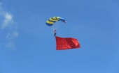 9 мая в  Архангельске прошла высадка парашютного десанта