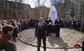 В Архангельске открыли памятник жителям города военного времени