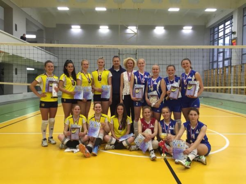 Женская волебольная команда САФУ стала обладателям Кубка Архангельска завоевав первое место