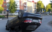 Автомобиль «Zaz Chance» перевернулся в центре Новодвинска