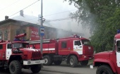 В Архангельске на проспекте Никольском сгорел очередной деревянный дом