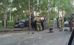В центре Архангельска на улице Гагарина автомобиль врезался в световую опору