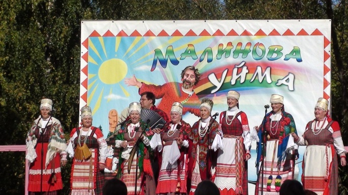 Ежегодный праздник Малинова Уйма прошел в поселке Уемский на окраине Архангельска