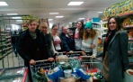 Активисты движения "Хрюши против" проверили работу магазина Магнит на улице Тимме в Архангельске