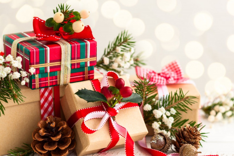 Социологи назвали топ-5 новогодних подарков.