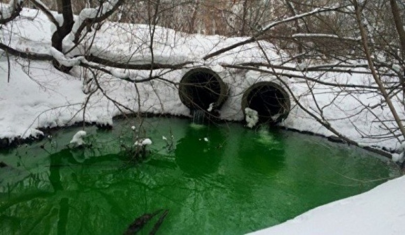 Водопроводная вода в квартирах Архангельска может окраситься в зелёный цвет