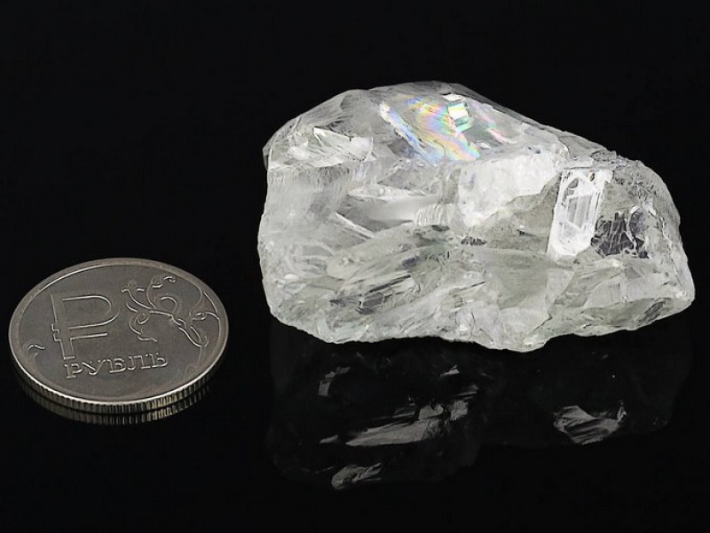 Крупнейший в Европе алмаз, найденный на месторождении им. В.Гриба назвали в честь Архангела Михаила
