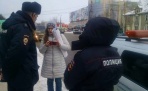 Рядом с МИУ полиция прервала пикет сторонницы Навального 