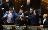 Украинские депутаты затеяли драку в Верховной Раде
