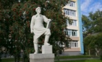 Памятник строителю Севера в Архангельске